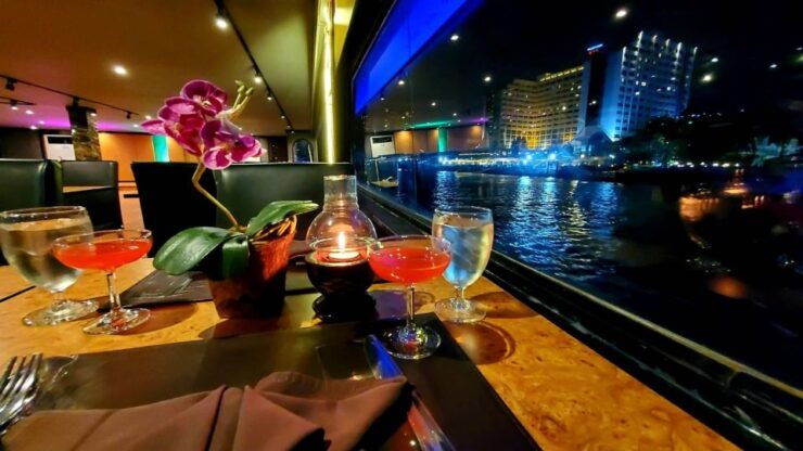 Bangkok: New Year Eve White Orchid Cruise - Immersive Thai Traditions