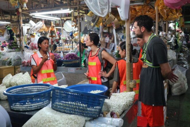 Bangkok: Night Bike Ride and Dinner at a Local Restaurant - Directions and How to Get There