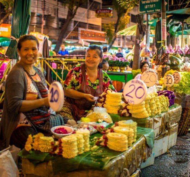 Bangkok Night Bike With Flower Market & Giant Swing - Group Details