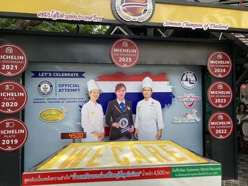 Bangkok: Night Market Tour with Michelin Dinner - Who Is This Tour Perfect For?