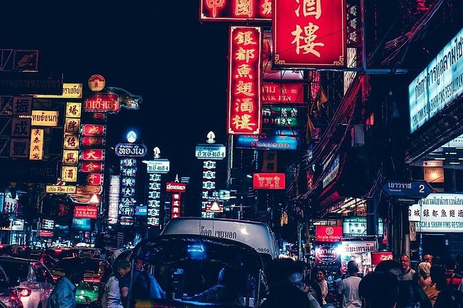 Bangkok Night Tour By TUK-TUK Visiting Wat Pho & Giant Swing (Private) - Tour Details