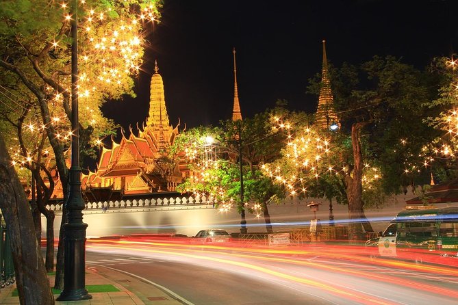 Bangkok Night Tour By TUK-TUK Visiting Wat Pho & Giant Swing (Private) - Common Questions