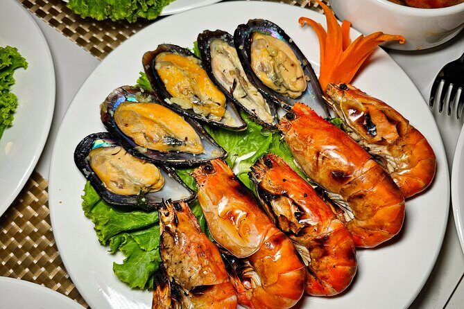 Bangkok: Noah 6 Stars Luxury Chao phraya River Dinner Cruise - A Deep Dive into the Experience