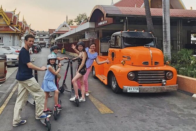 Bangkok Old City E-scooter & Bike Trip - Exploring Bangkoks Old City