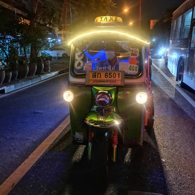 Bangkok: Old Town Food Tasting Tuk Tuk Tour at Night - Reasons to Choose This Tour