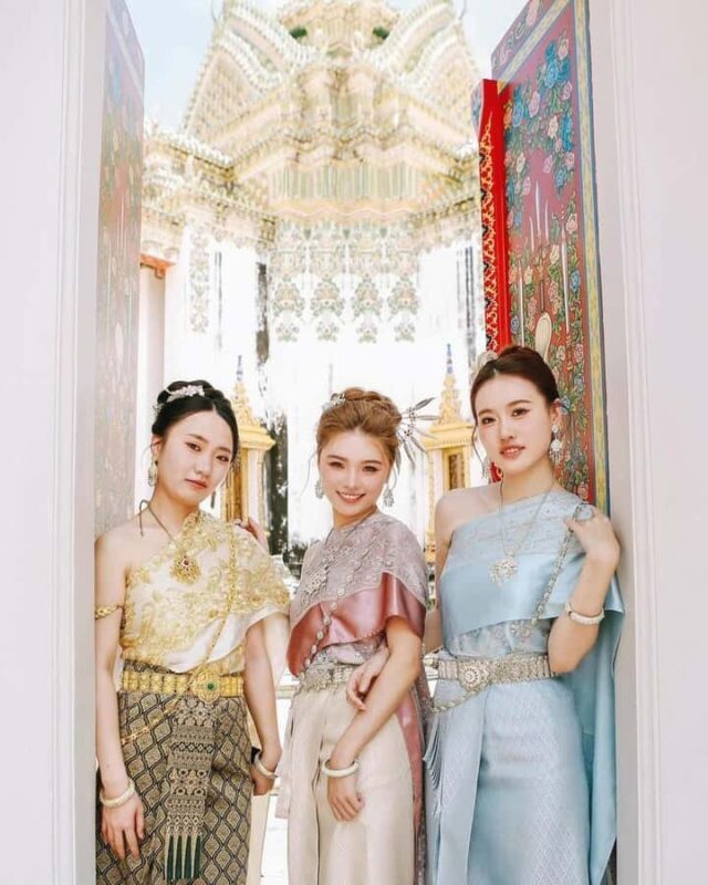 Bangkok: One Day Thai Costume Rental For Three Girls - Good To Know