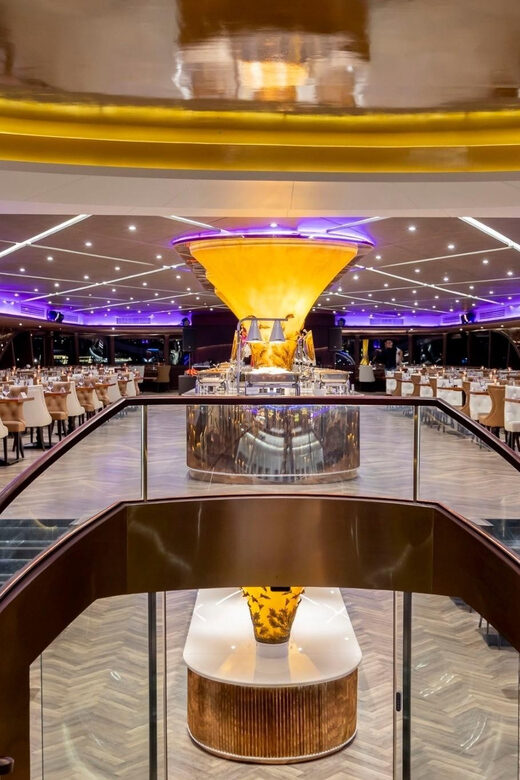 Bangkok: Opulence Luxury Buffet Dinner Cruise with Live Band - Entertainment and Atmosphere