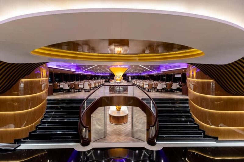 Bangkok: Opulence Luxury Buffet Dinner Cruise with Live Band - Who Should Consider This Experience?