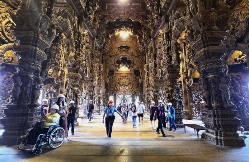 Bangkok & Pattaya Pickup: Evening Sanctuary & Alcazar Show - Who Will Love This Tour