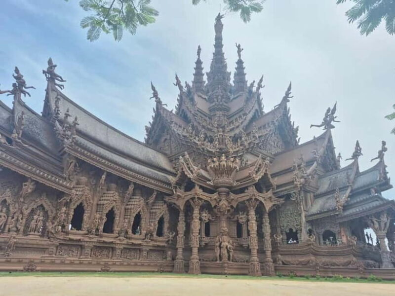 Bangkok: Pattaya Truth Sanctuary Guided Tour & Coral Island - Who Will Love This Tour?
