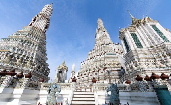 Bangkok : Private Canals Tour & 2 Temple With Hotel Pick up - Questions You May Have