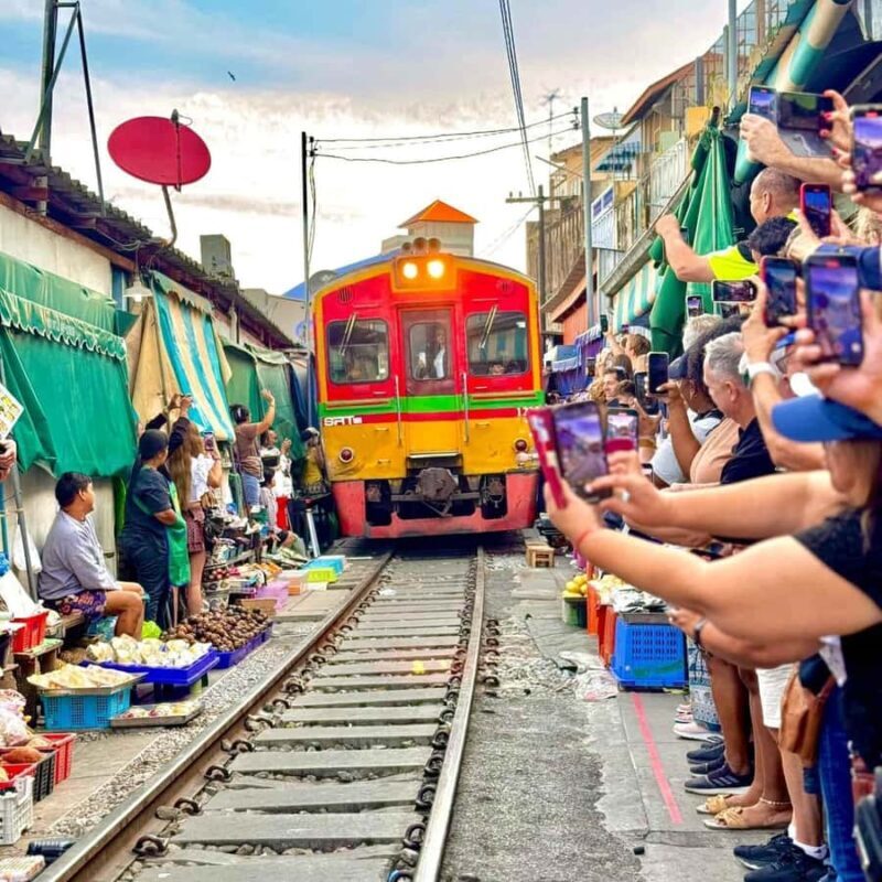Bangkok: Private Floating Market & Maeklong Railway Market - A Closer Look at the Itinerary