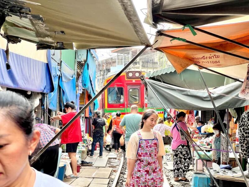 Bangkok: Private Railway & Floating Market with Paddle Boat - Exploring Thailand’s Countryside: Private Railway & Floating Market Tour – A Comprehensive Review