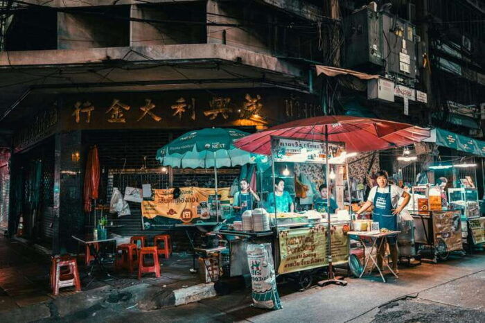 Bangkok: Private Tuk-Tuk Night Tour, River Boat & Eats - Important Information