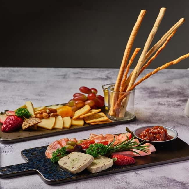 Bangkok: Public All Day Dining Grand Mercure Bangkok Atrium - The Details That Matter