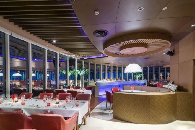 Bangkok: Red Sky Restaurant 55th Floor - Duration of Dining Experience