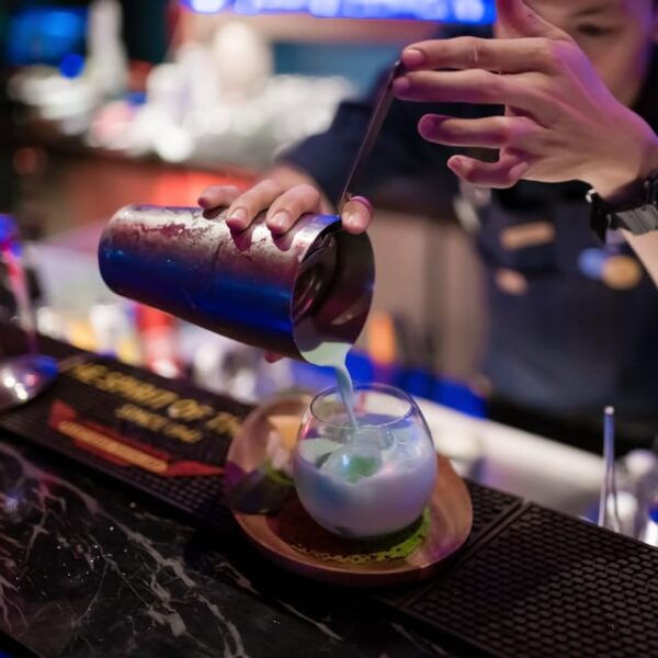 Bangkok: RedSquare Rooftop Bar at Novotel Sukhumvit 4 - How to Get There
