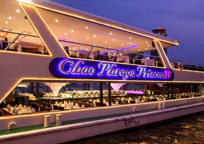 Bangkok: River Dinner Cruise on the Chao Phraya Princess - Select Participants and Date