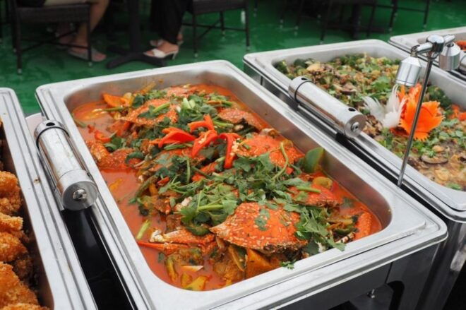 Bangkok: Royal Princess Chao Phraya Dinner Cruise - Location and Registration