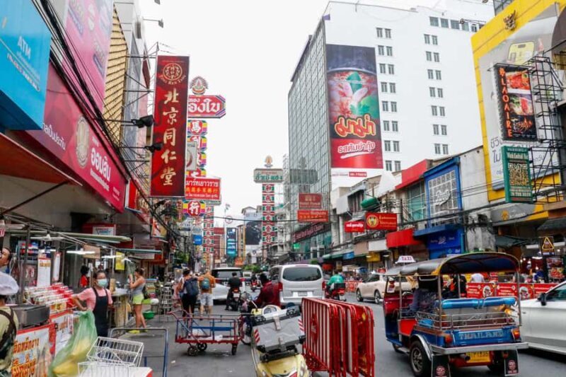 Bangkok: Sacred Temples & China Town Private Guided Tour - Who Will Benefit Most?
