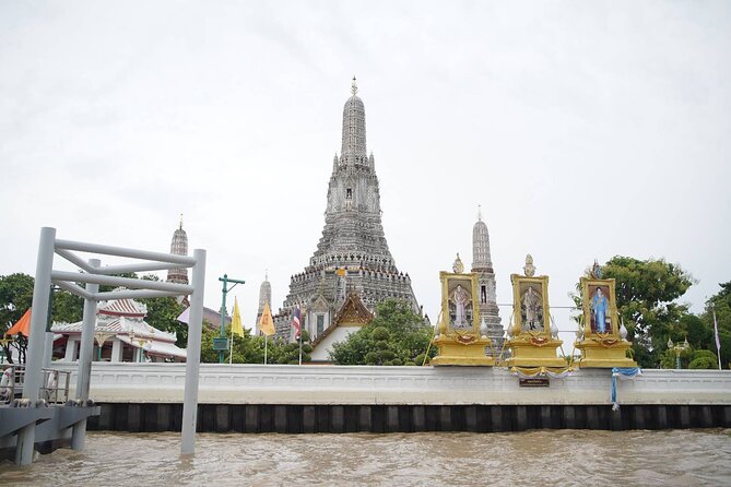 Bangkok Safari : Grand Palace and Temple With Cook Own Lunch - Discovering Temple Wonders