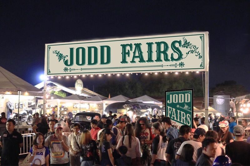 Bangkok Safari World Full-Day Tour with Night Market Visit - A long day made easier by private transport