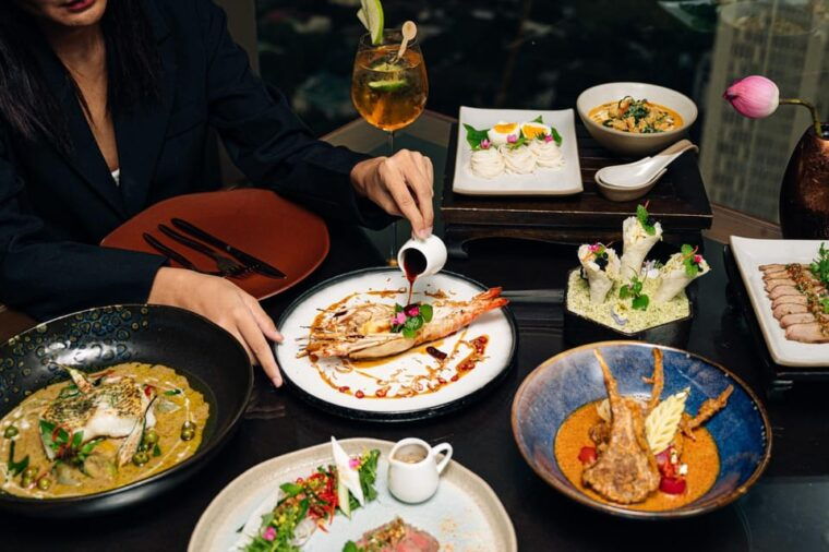 Bangkok: Saffron Contemporary Thai Signature F&B Package - Sophisticated Ambiance