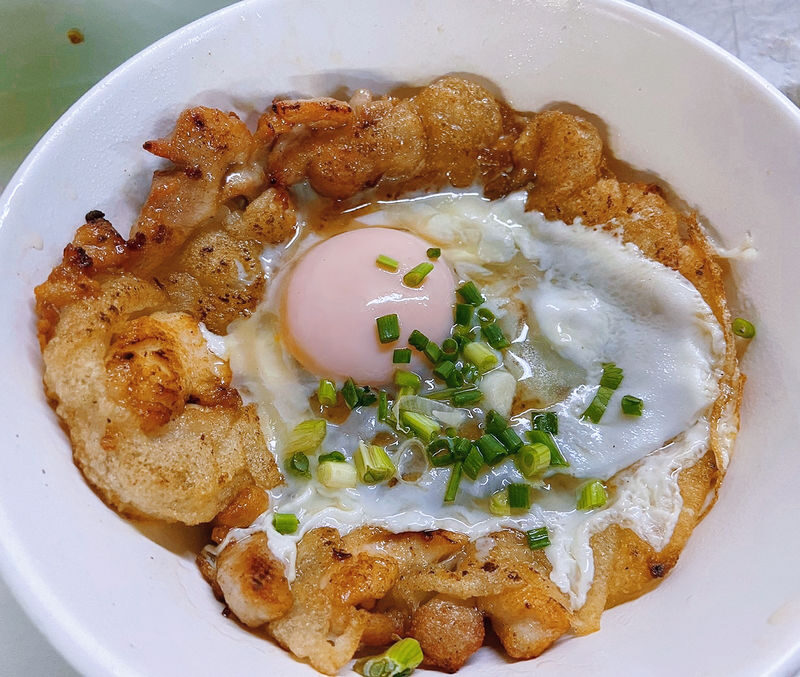 Bangkok Samyan 4-Hour Small Group Street Food Tour - Walk through Chinatown, then pause at the flower market