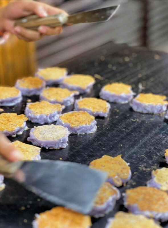 Bangkok Samyan 4-Hour Small Group Street Food Tour - Finish with Wat Arun across the river
