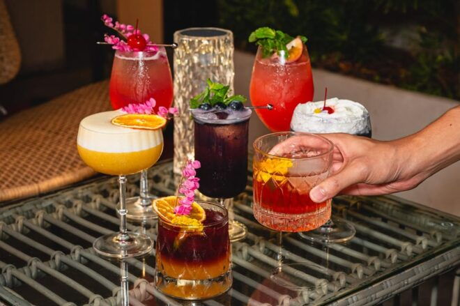 Bangkok: Sanay Rooftop Bar The Ember Hotel - Packages and Value