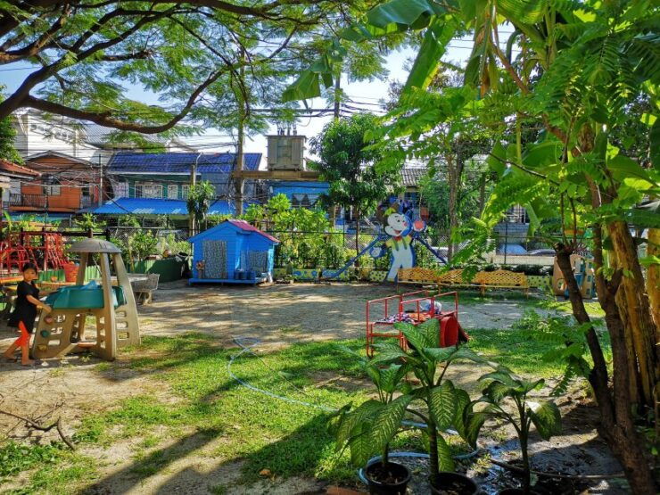 Bangkok Slum Foundation, Market and Lizard Private Tour - Tour Details