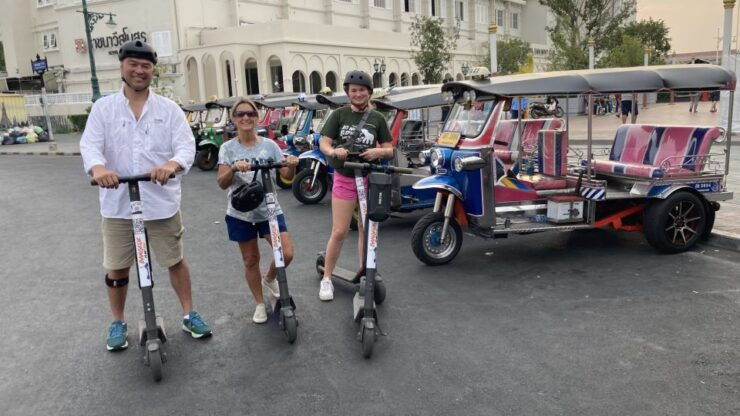 Bangkok: Street Art E-Scooter Tour of Chinatown - Booking Information