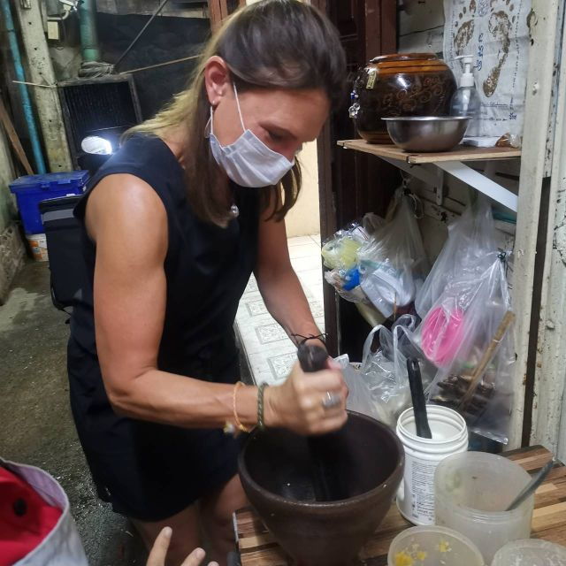 Bangkok: Street Food Tasting Tour at Night - Accessibility and Restrictions