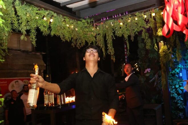 Bangkok: Sukhumvit District Bar and Club Crawl With Shots - Important Information