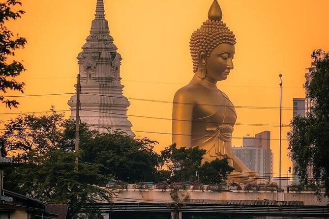 Bangkok : Sunset Food tour by Tuk Tuk boat with big Buddha view - Good To Know