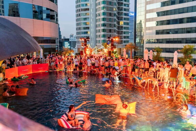 Bangkok: Sunset Splash Pool Party at W Bangkok - The Food & Drinks