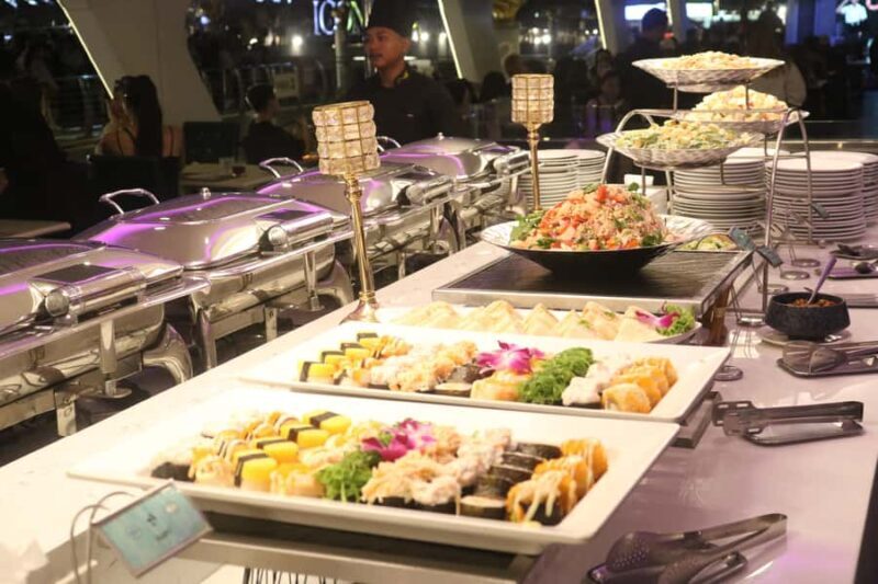 Bangkok Sunset Temples & Twilight River Dinner Journey - What to Expect During the Tour