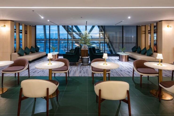 Bangkok: Suvarnabhumi Airport (BKK) Coral Lounge Entry - Experience Highlights