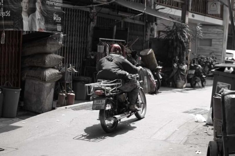 Bangkok: Talad Noi & Chinatown Walking Tour with Lunch - A Historic Lunch Experience