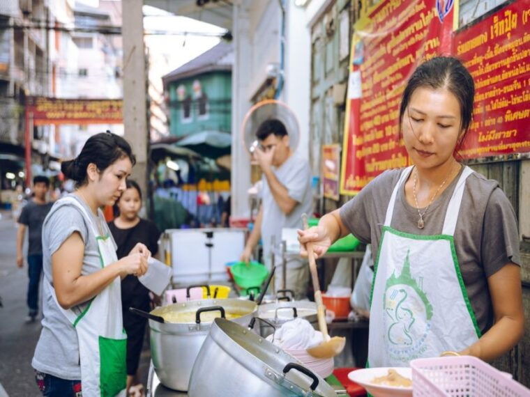 Bangkok: Talad Noi Hidden Gems & Street Food Adventure - Accessibility and Dietary Information