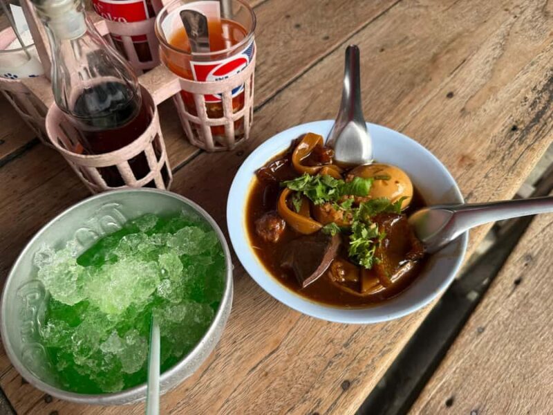 Bangkok: Taladphu Trail & 12+ Local Street Food - Deep Dive into the Food Experience  