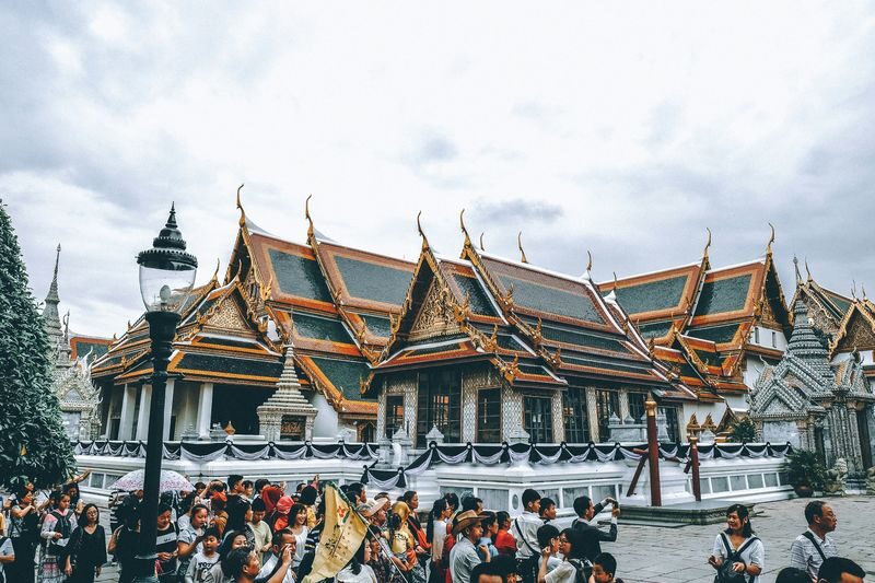 Bangkok Temple and City Tour With Wat Traimit and Royal Grand Palace - What to know before you book