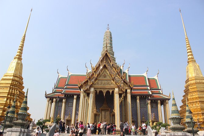 Bangkok Temple Emerald Buddha Entrance Ticket With Hotel Transfer - Additional Information for Visitors