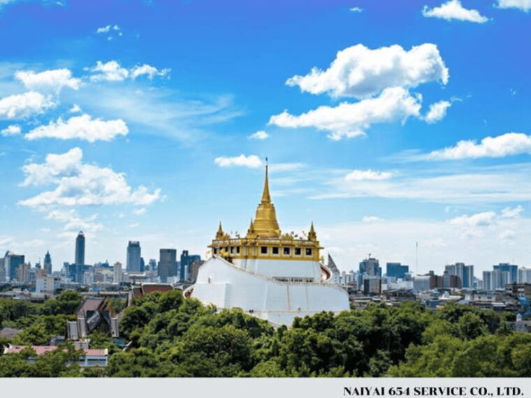 Bangkok: Temple Highlights Tour With Private Driver - Wat Arun: Temple of Dawn