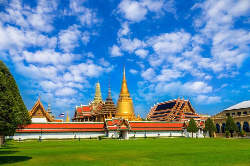 Bangkok Temple Tour: Grand Palace, Emerald Buddha, Wat Pho, Wat Arun - The Grand Palace and Emerald Buddha
