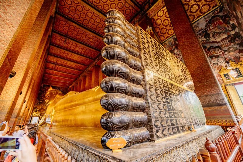 Bangkok Temple Tour: Grand Palace, Emerald Buddha, Wat Pho, Wat Arun - A guide can make or break the day