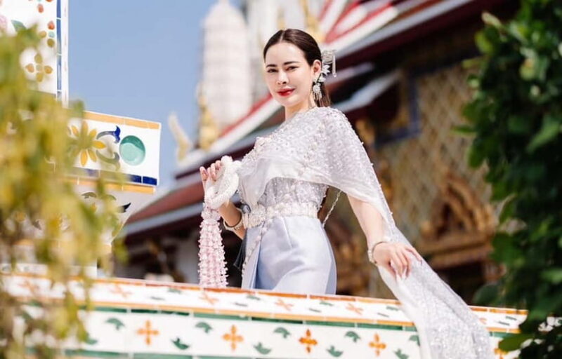 Bangkok: Thai Costume Rental + Hairdo, Makeup & Accessories - Whats Included and Whats Not