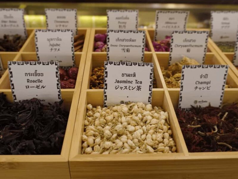 Bangkok: Thai Herbal Tea Blending in Thai Colonial House - An In-Depth Look at the Experience