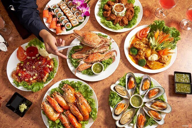 Bangkok The Luxury White Sunset or Dinner Cruise (Asiatique Pier) - Group Size, Timing, and Practicalities