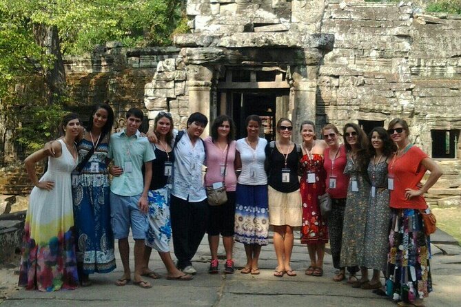 Bangkok to Angkor Wat 2 Days 1 Night Go by Car Return by Flight - Pickup Points and Accommodation